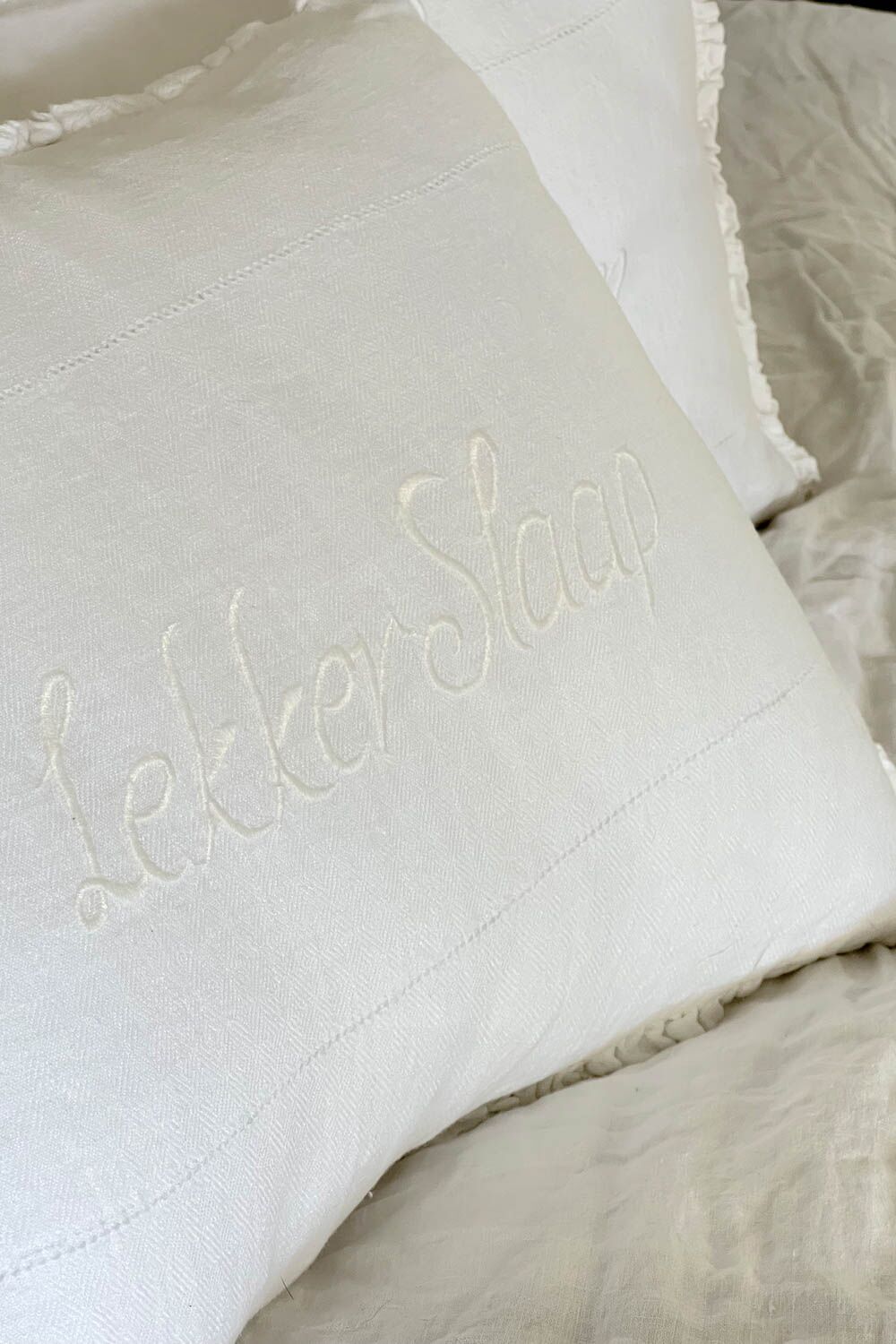 Lekker Slaap Bed Cushion - Image 3
