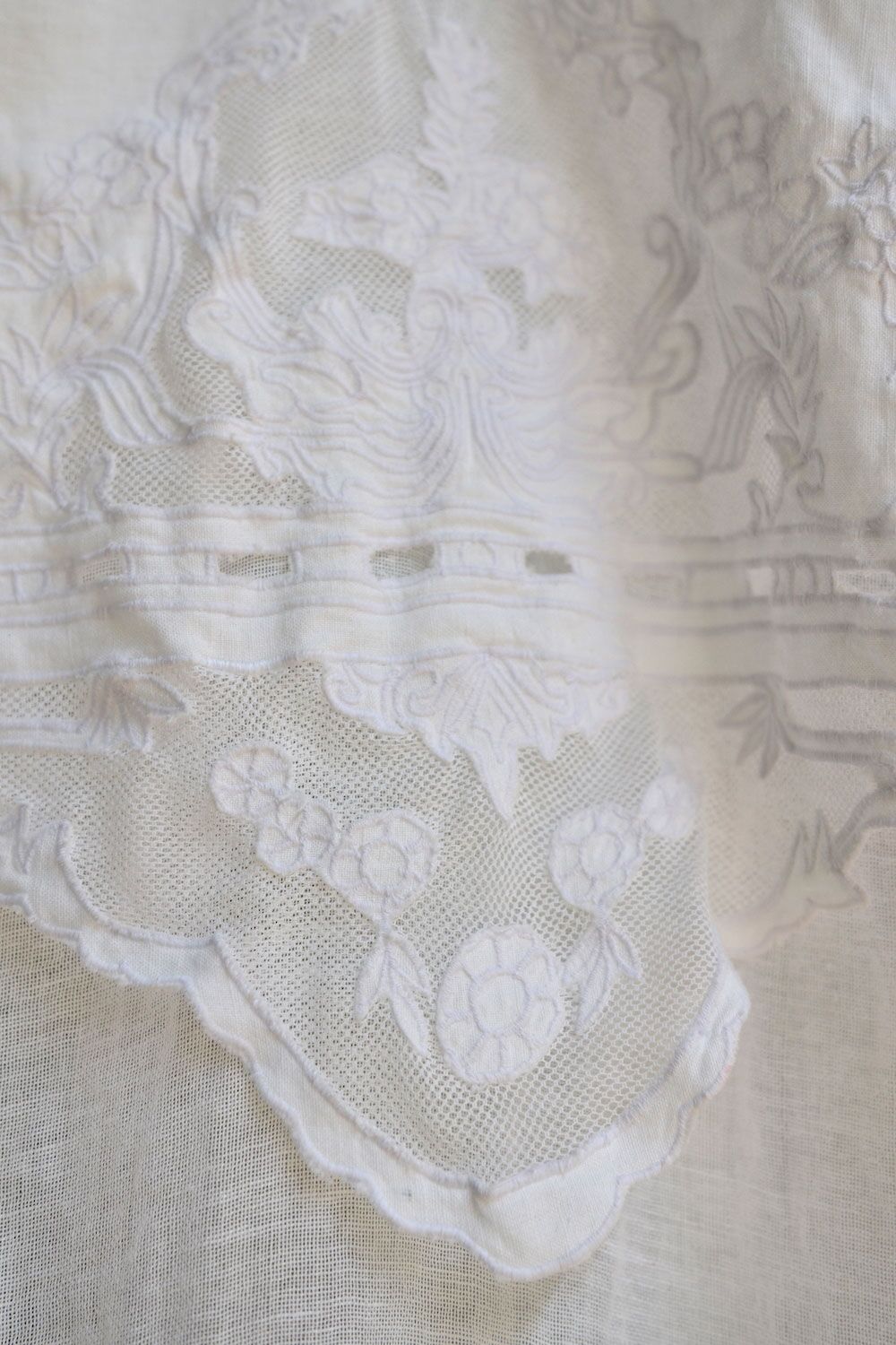 Linen Voile Curtain with Lace Valance for Small Windows - Image 2
