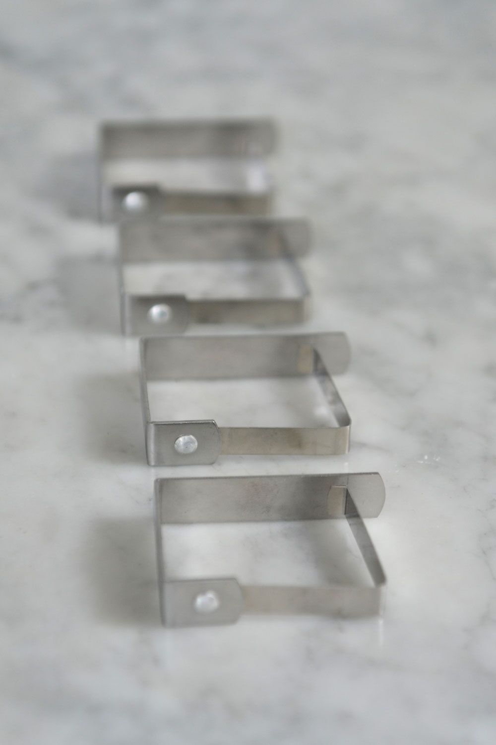Tablecloth Clips - Image 2