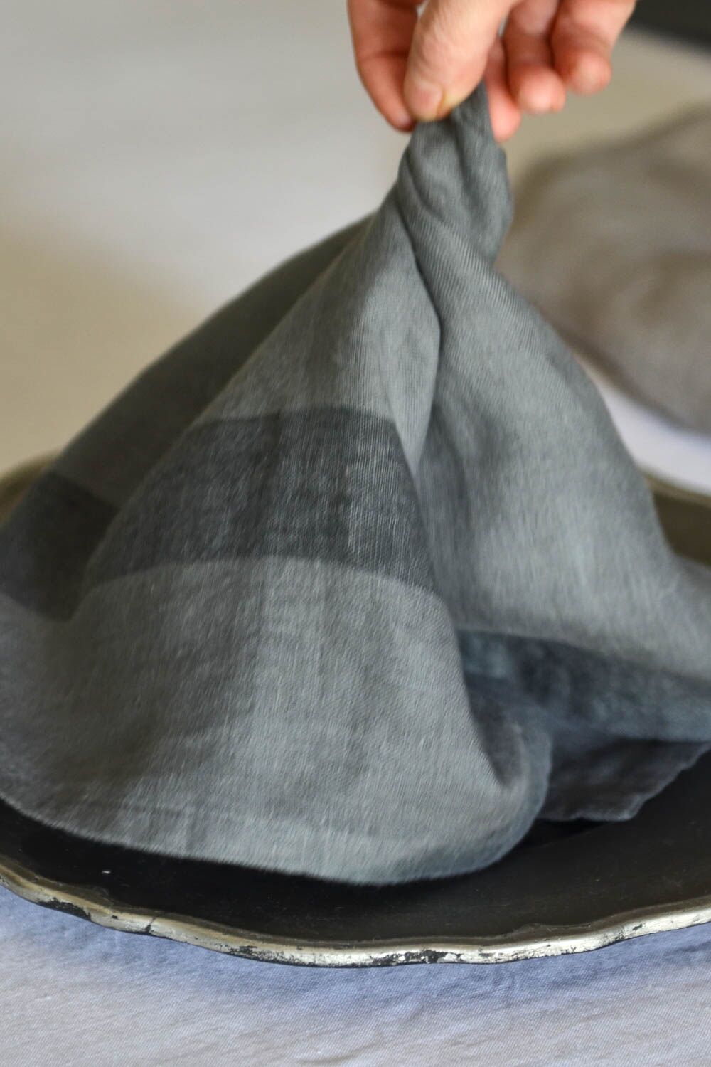 Woven Stripe Linen Napkins - Image 3