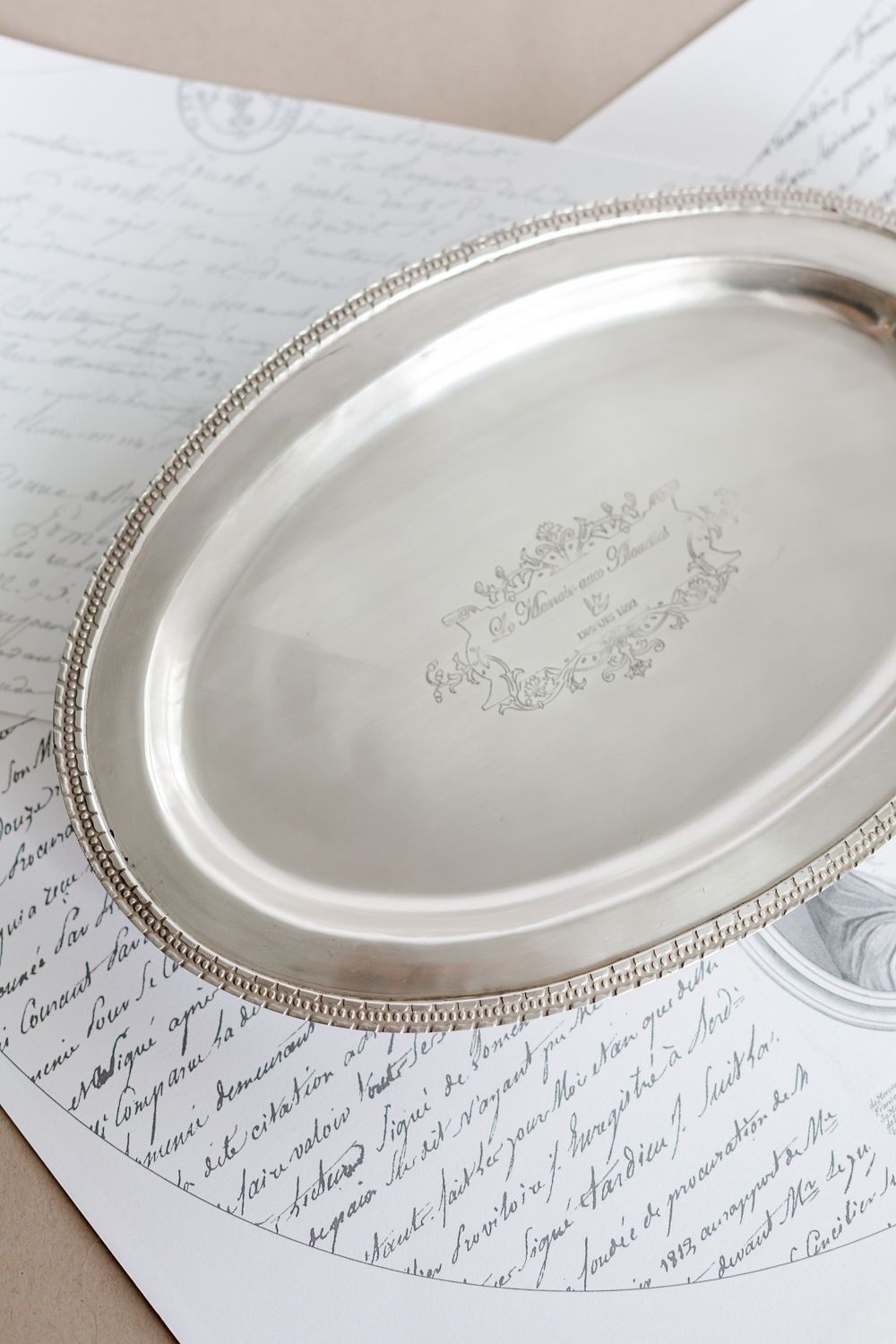 Medium Oval Tray