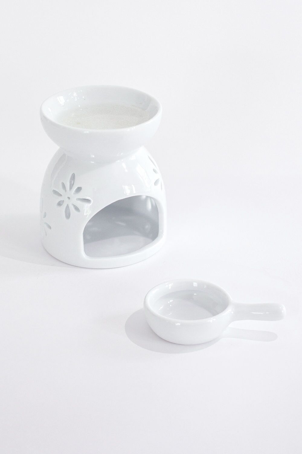Oil Burner and Candle Tray - Image 2