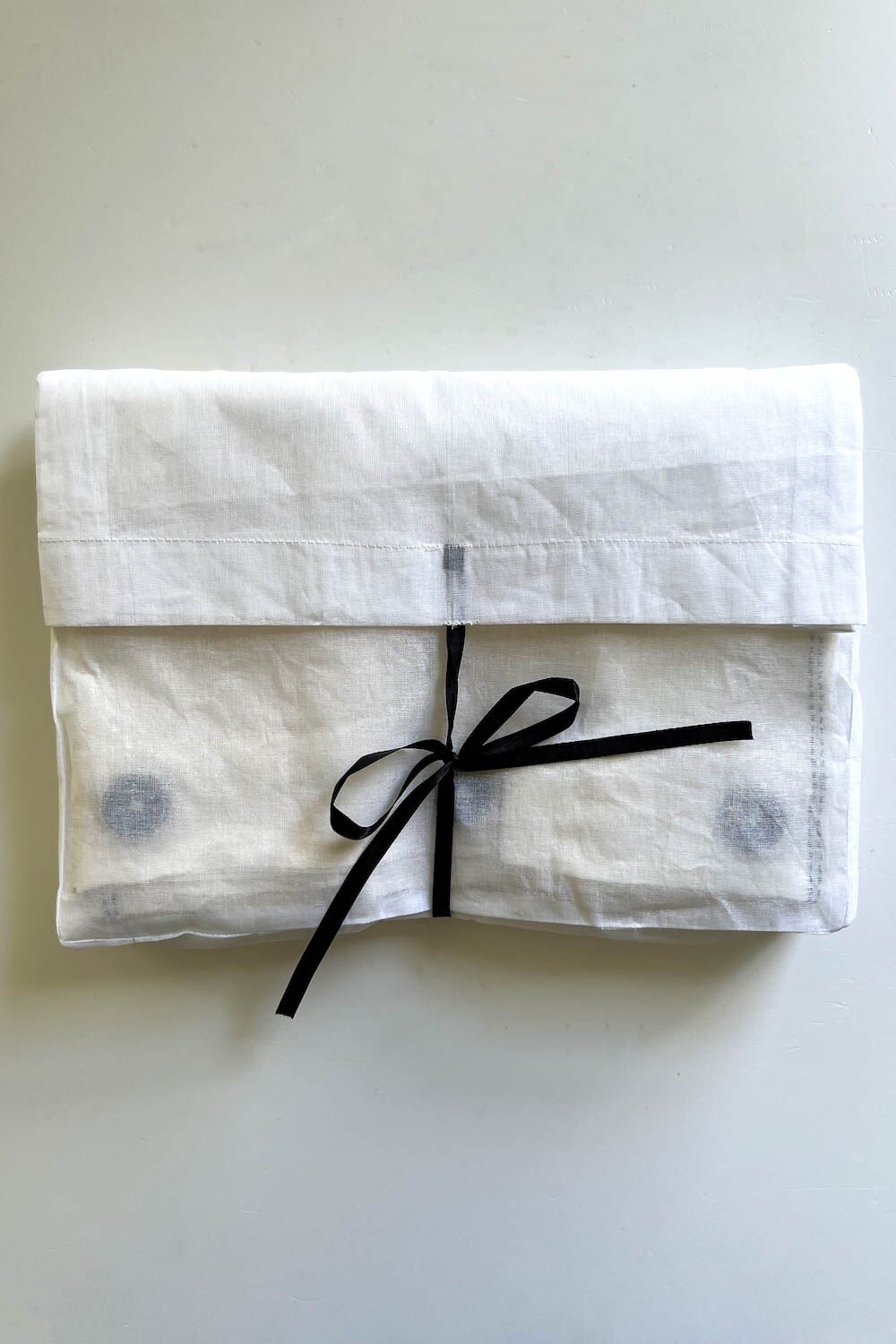 Ivory with Black Stitching - Image 4