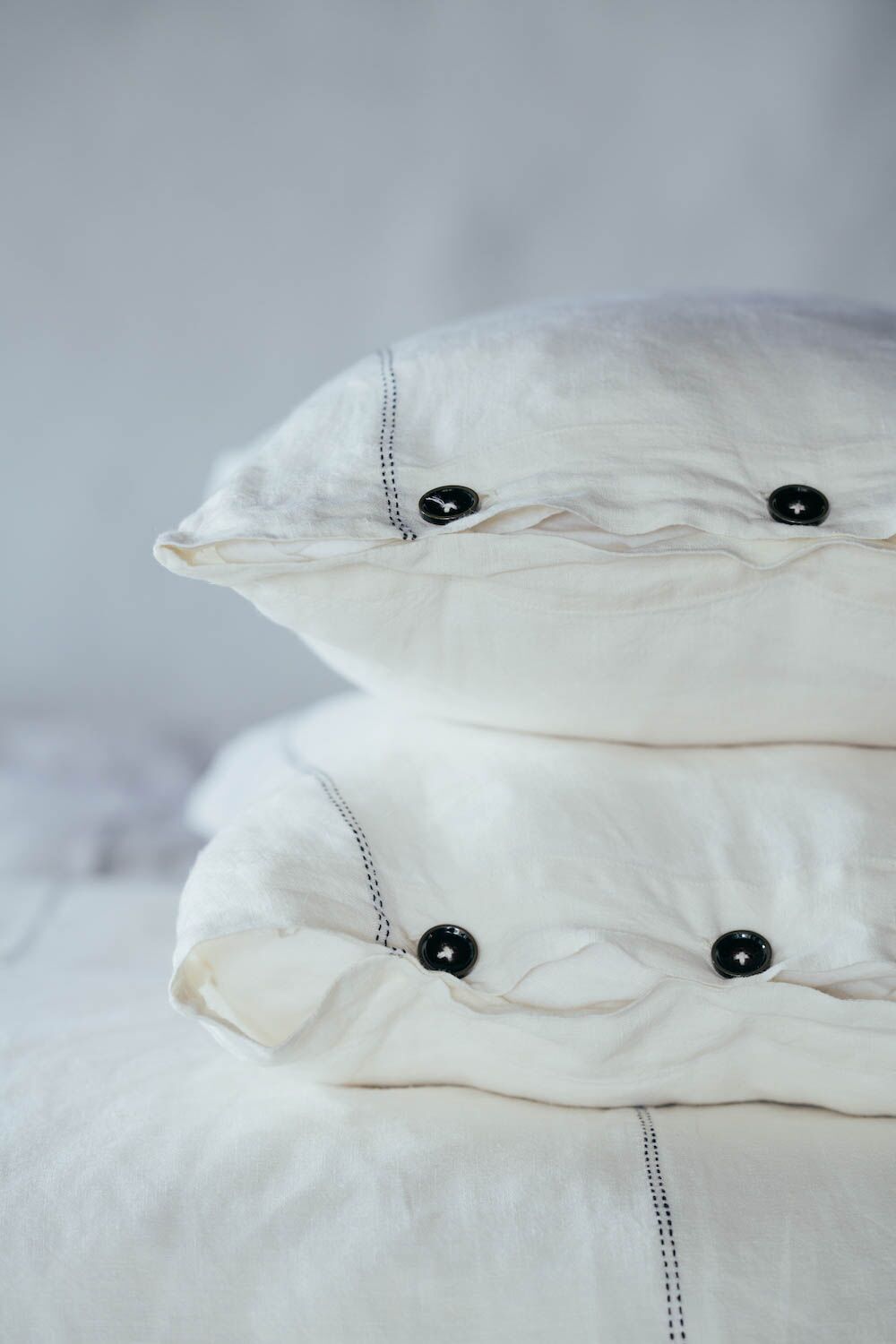 Linen Duvet Cover Ivory with Black Stitching Detail - Image 5