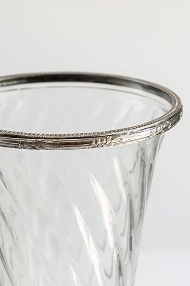 Swirl Glass Vase with Silver Rim - Image 3