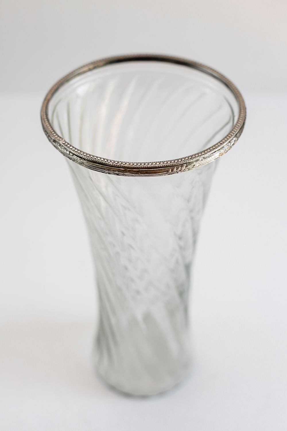 Swirl Glass Vase with Silver Rim - Image 2