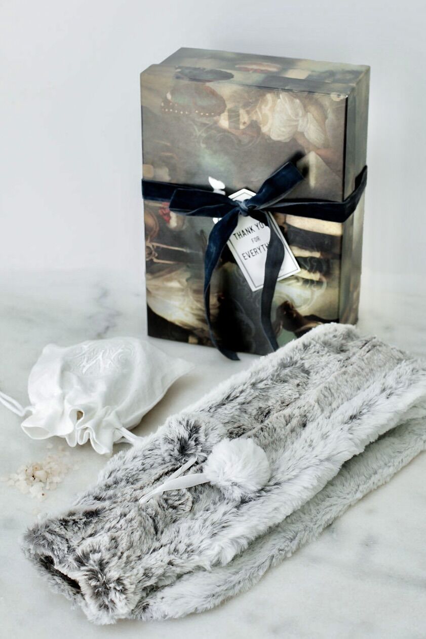 Stay Warm Gift Box