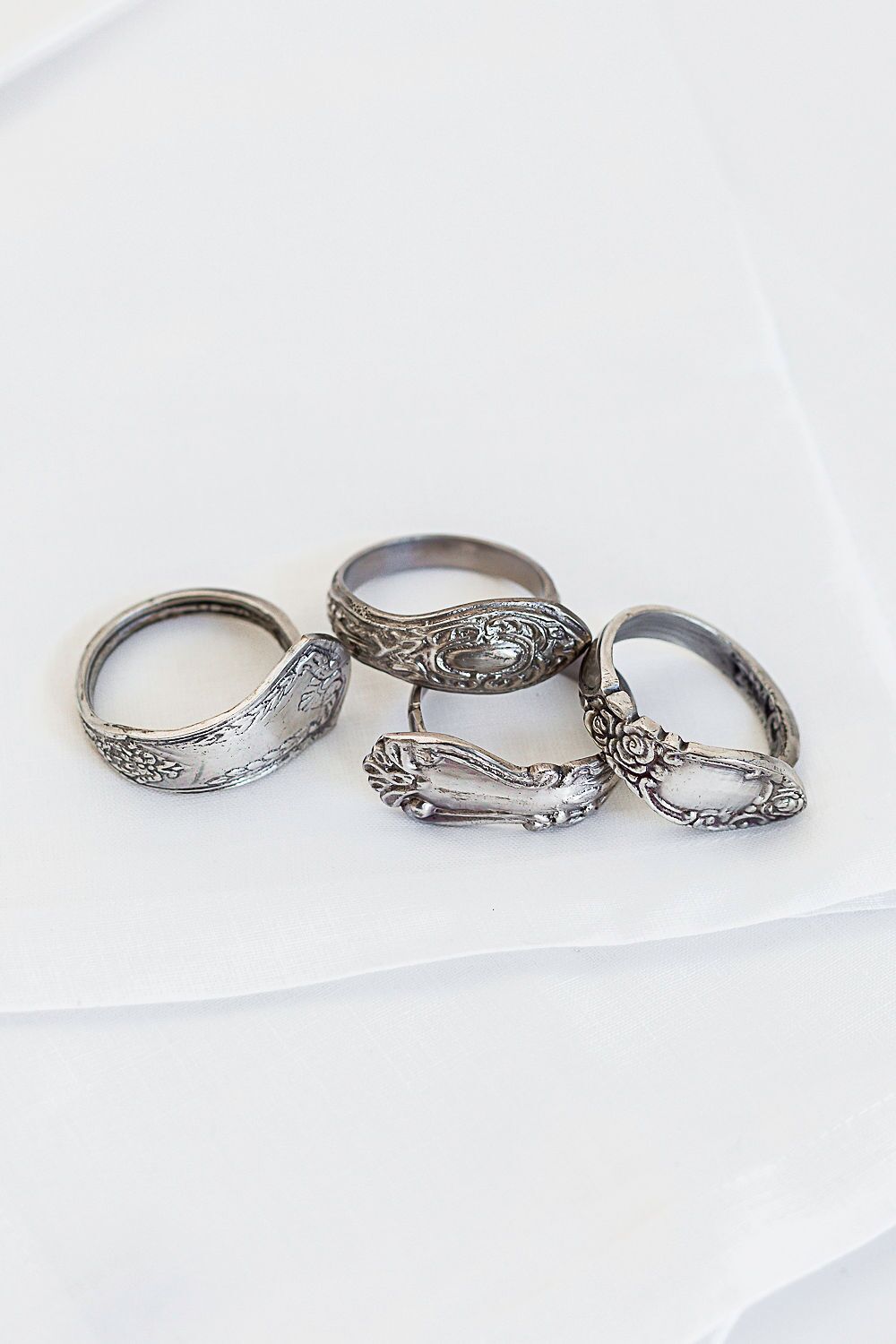 Metal Cutlery Design Napkin Rings - Image 3
