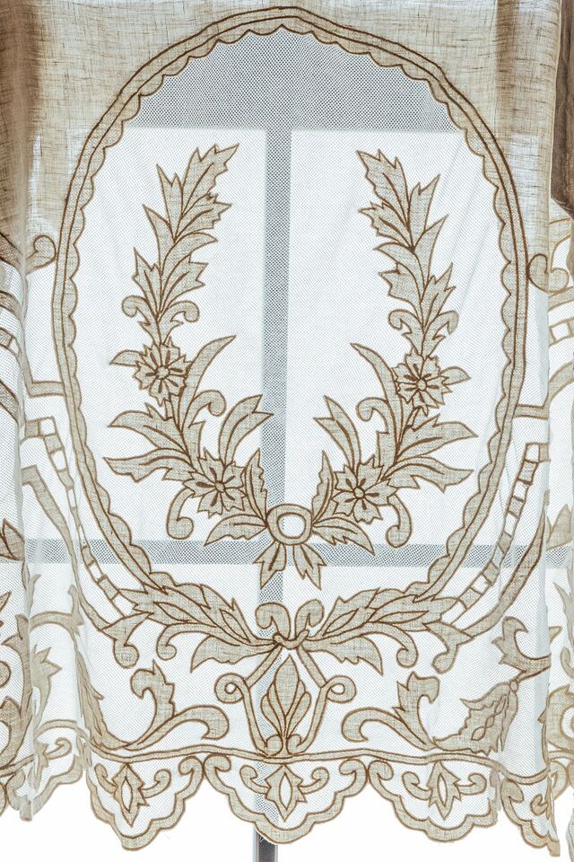 Elegant Lace and Net Curtain for Small Windows - Image 4