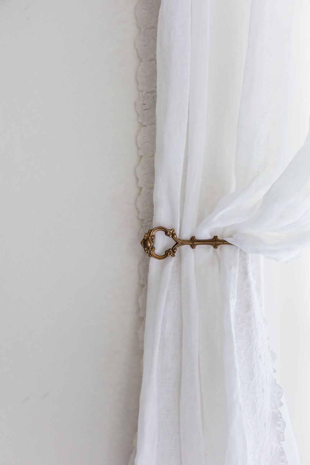 Curtain Tie-Back