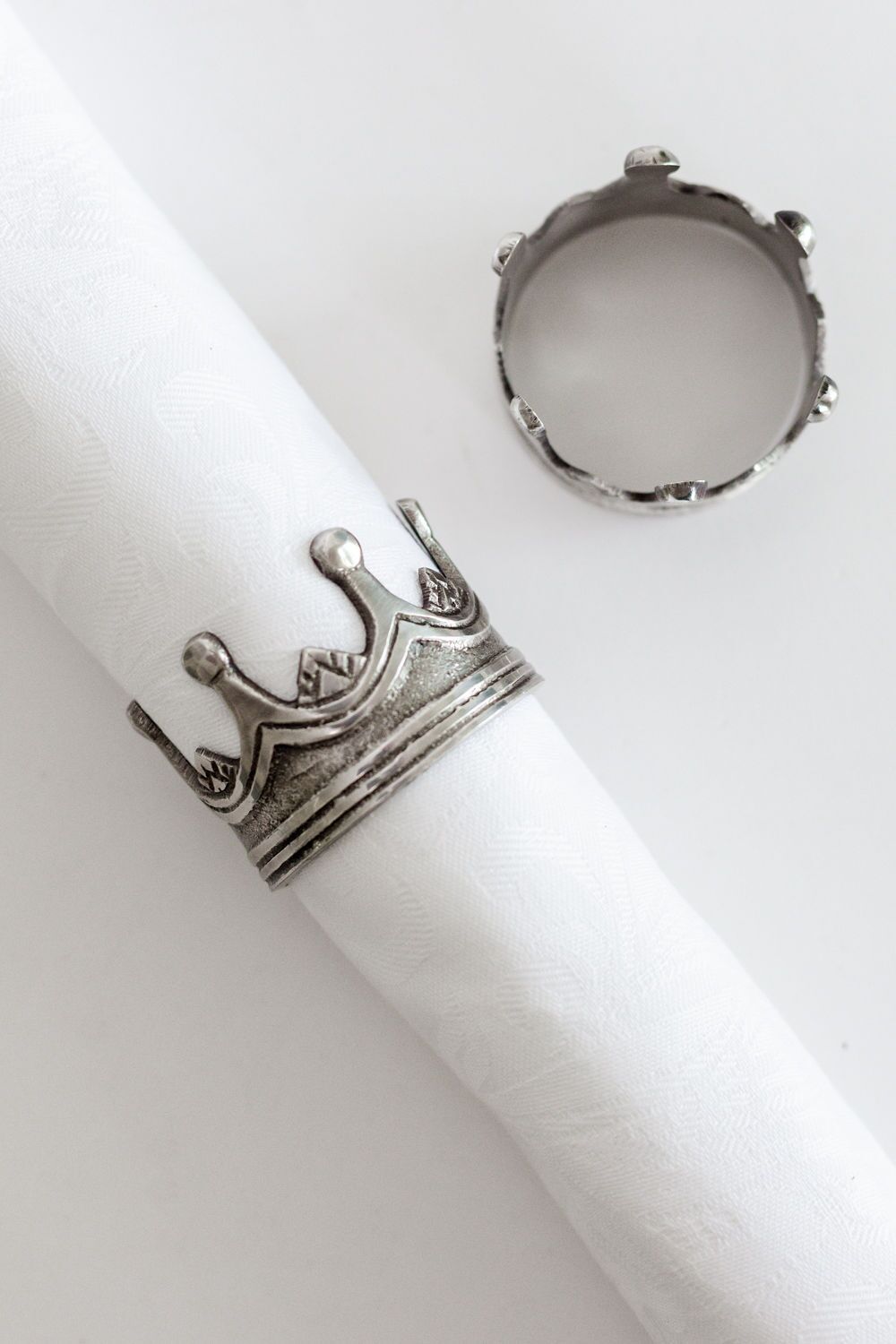Metal Crown Napkin Rings - Image 2